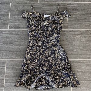 NWOT Zara Navy Floral Mini Dress
